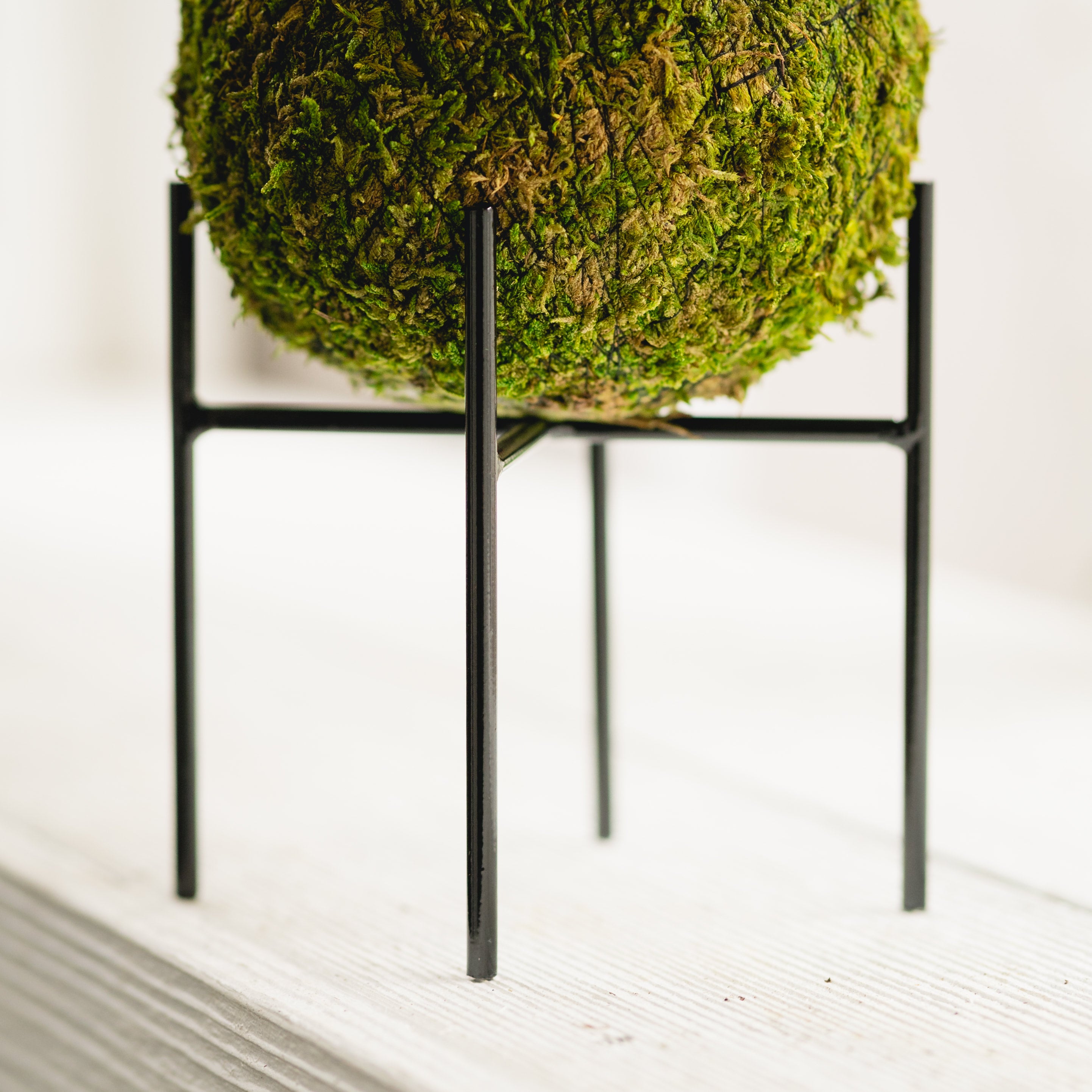 Metal Stand, photo 1 of 3